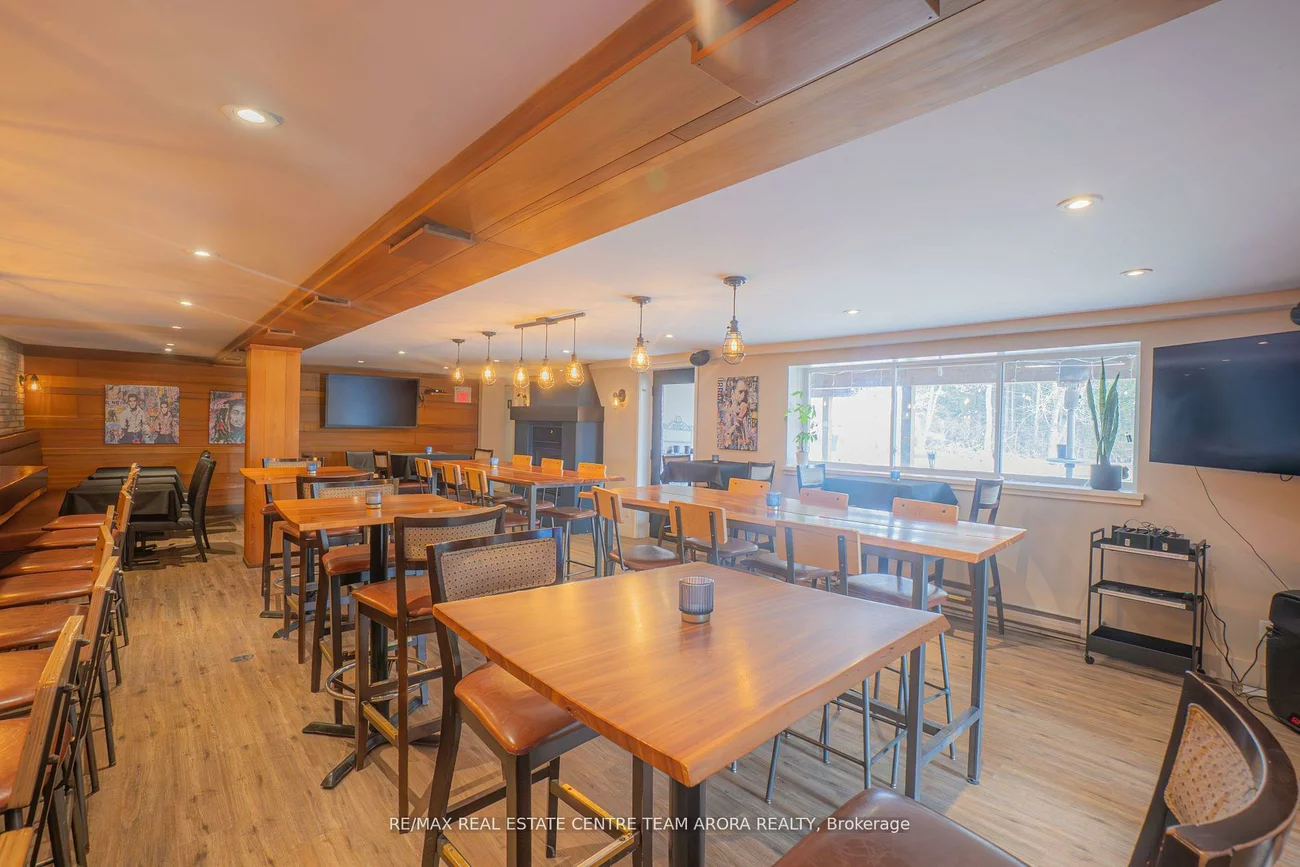13775, Highway 27, Schomberg, King