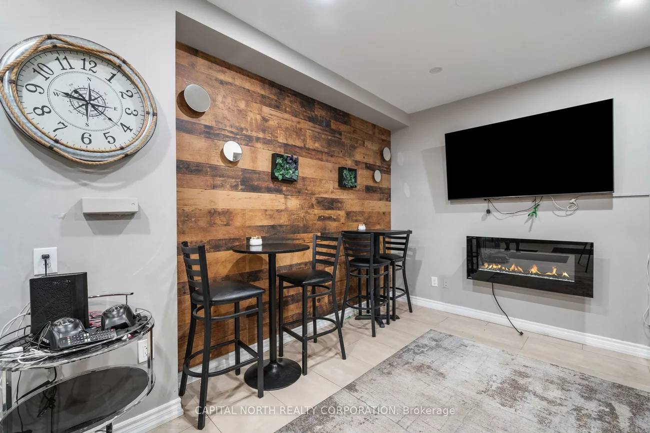 12975, Keele, King City, King