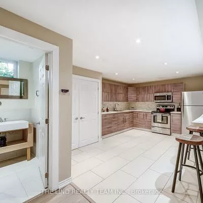 15809, Dufferin, Rural King, King