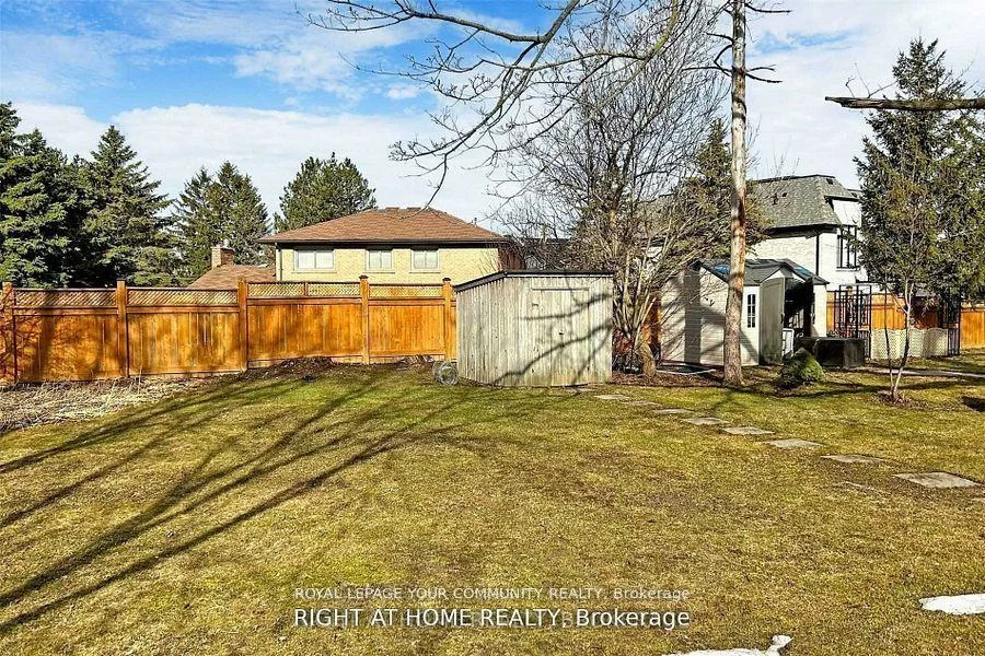 13066, Keele, King City, King