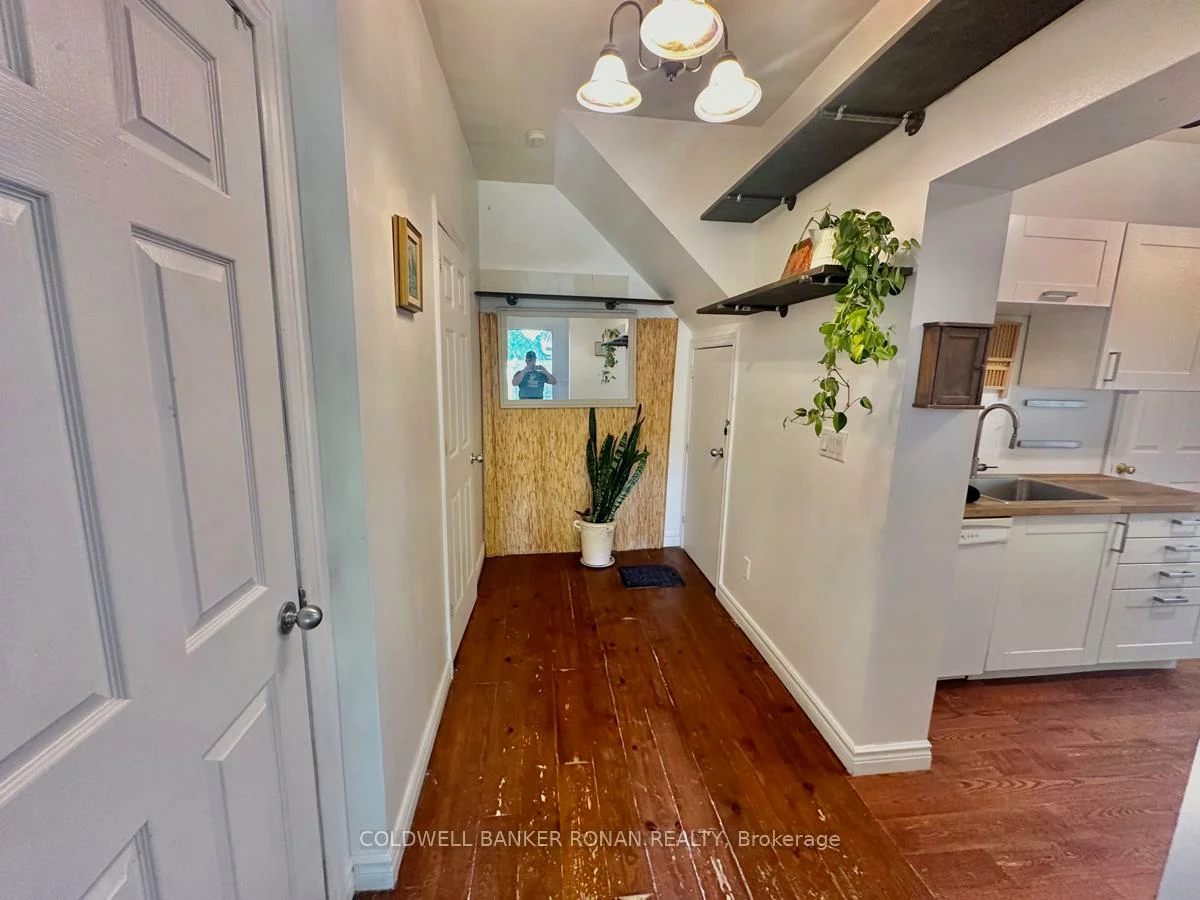 284, Main, Schomberg, King