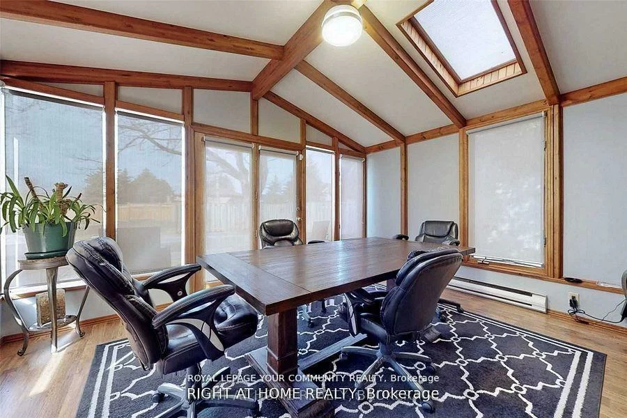 13066, Keele, King City, King