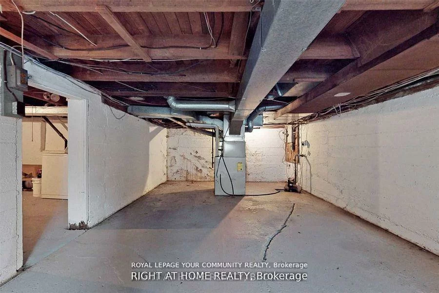 13066, Keele, King City, King