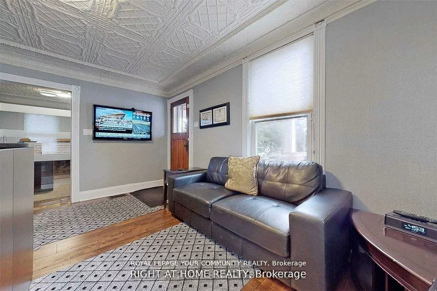 13066, Keele, King City, King