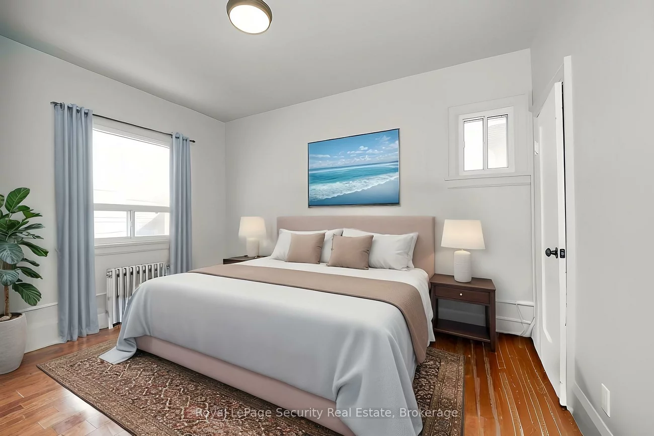 272, Main, Schomberg, King