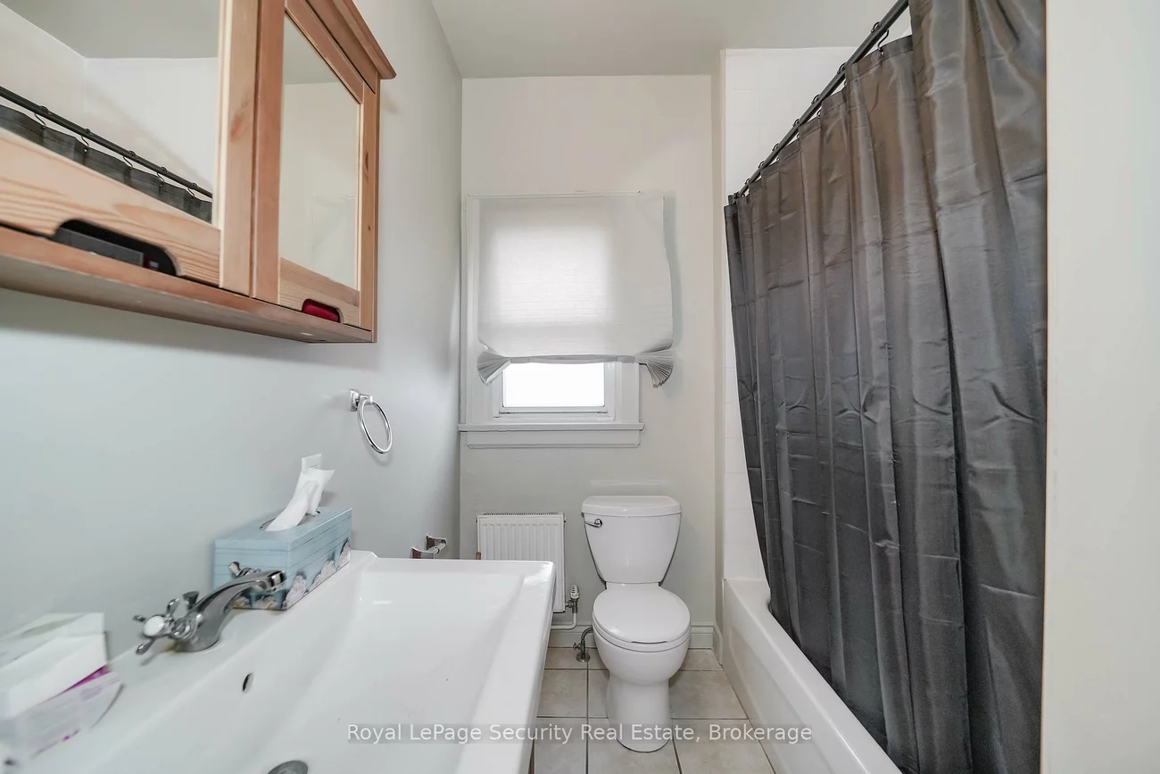 272, Main, Schomberg, King