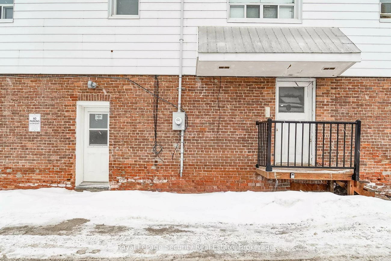 272, Main, Schomberg, King