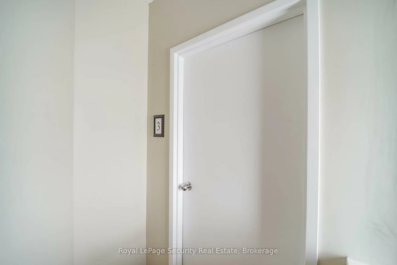 272, Main, Schomberg, King