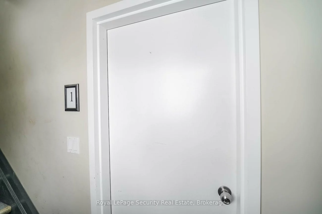 272, Main, Schomberg, King