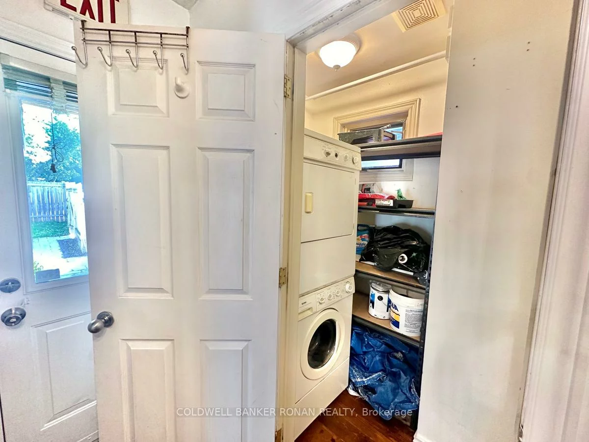 284, Main, Schomberg, King