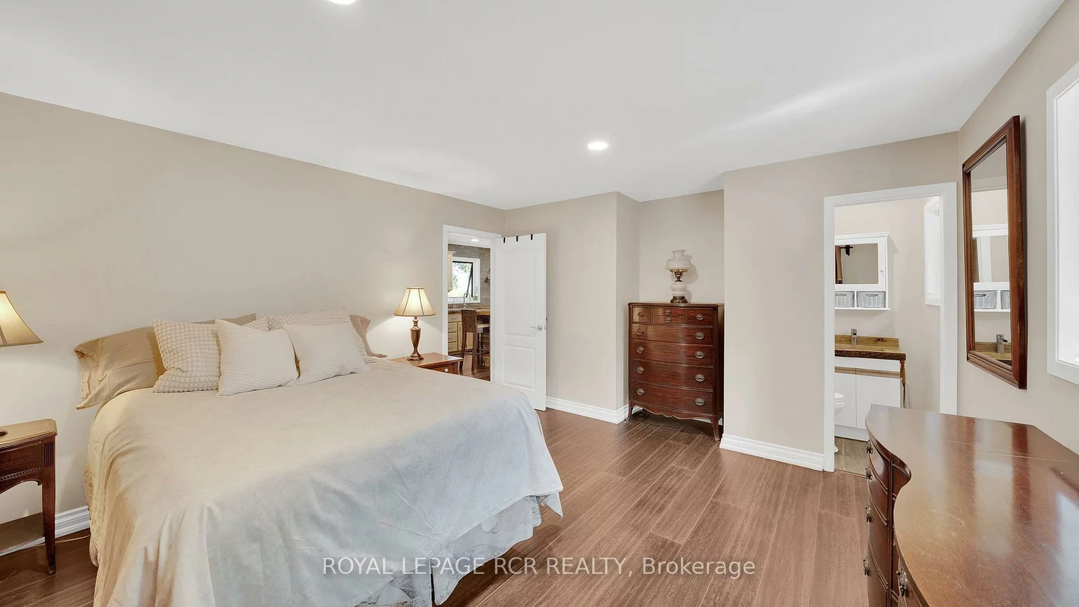 15735, Highway 27, Rural King, King