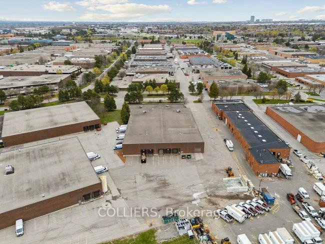 331, Amber, Milliken Mills West, Markham