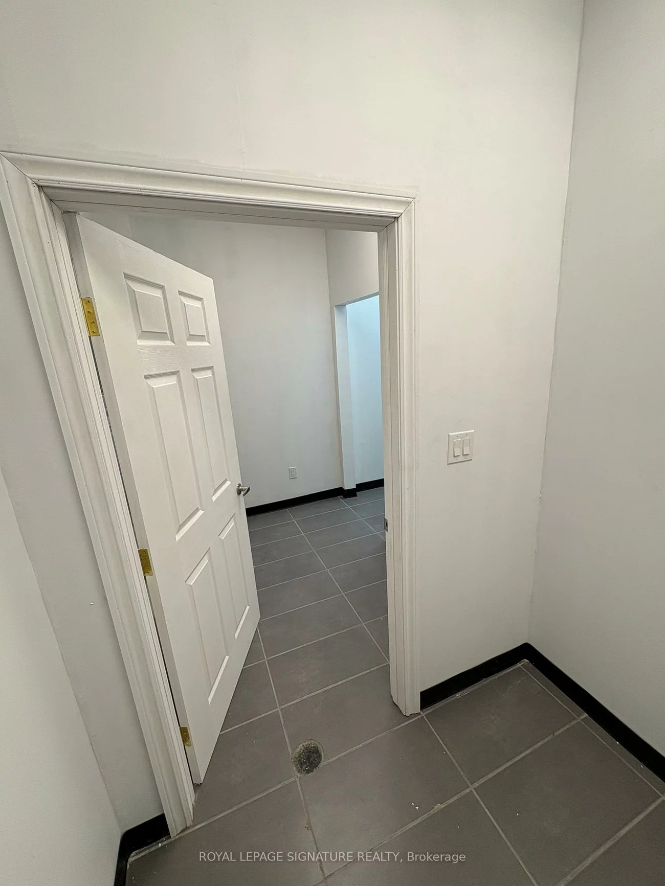 15, Karachi, Cedarwood, Markham
