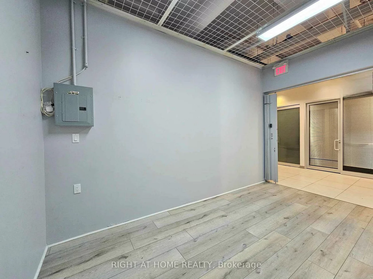 7181, Yonge, Thornhill, Markham