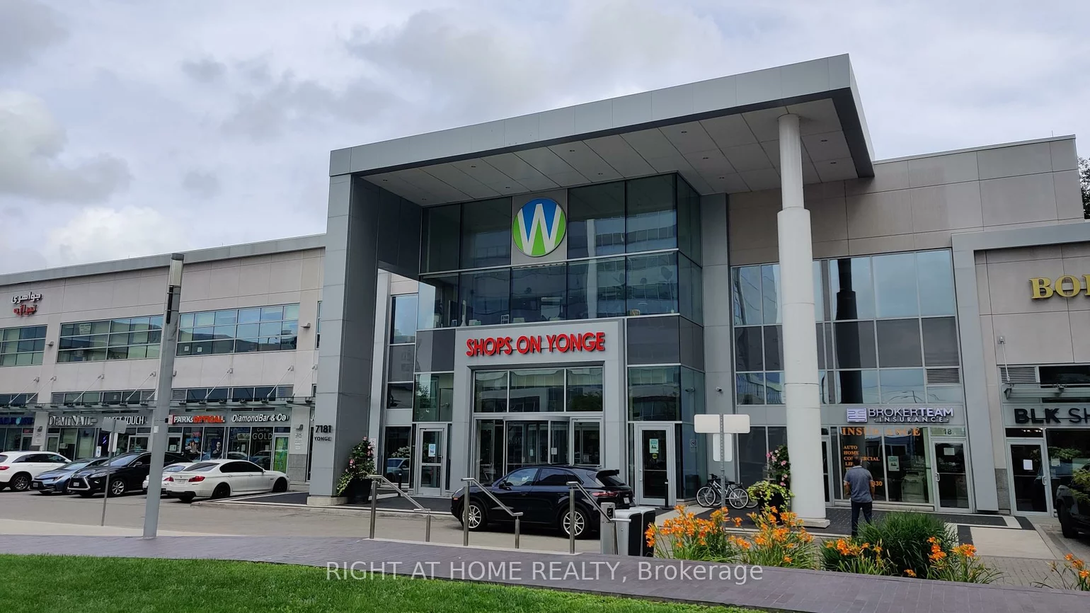 7181, Yonge, Thornhill, Markham