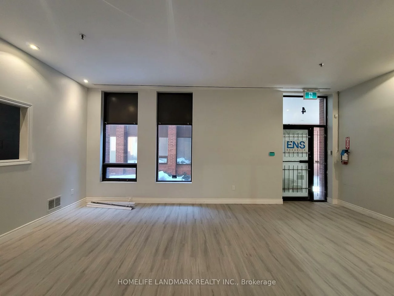 100, Amber, Milliken Mills West, Markham