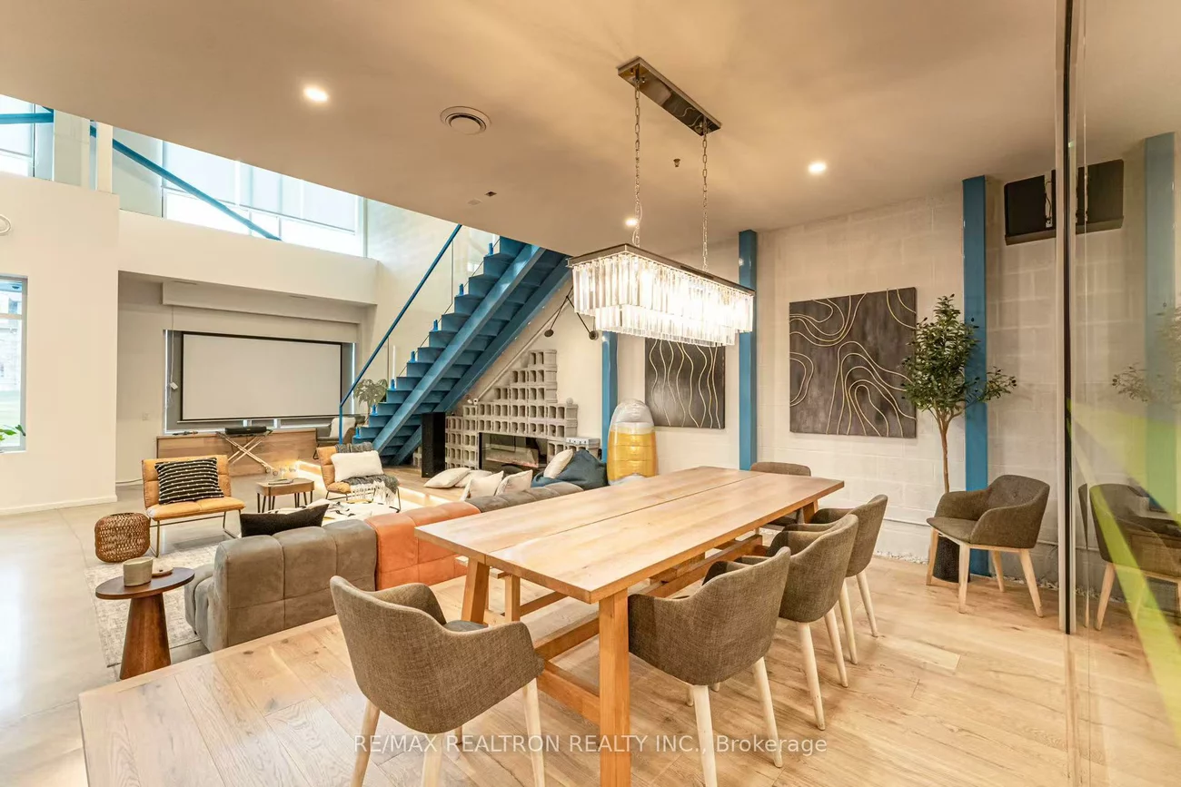10950, Woodbine, Victoria Square, Markham
