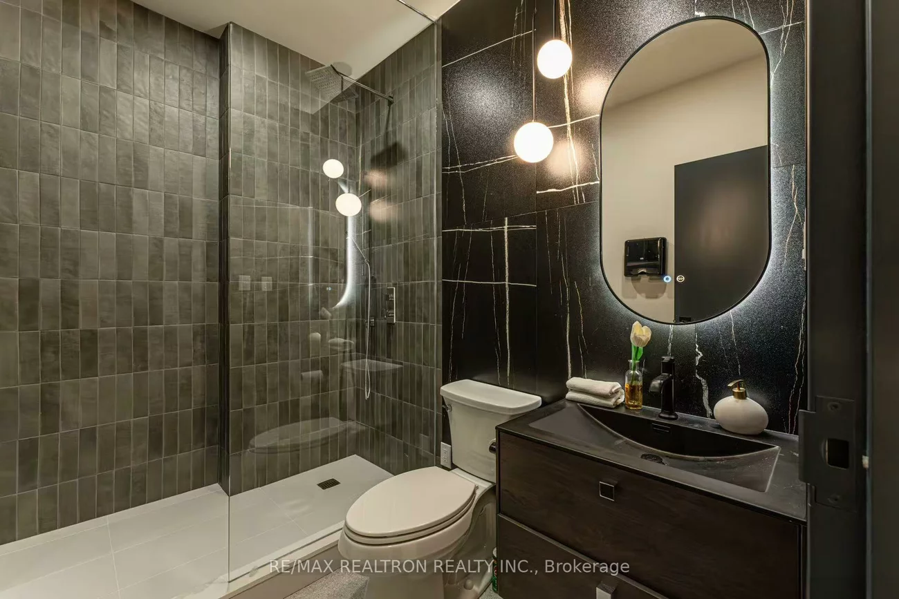 10950, Woodbine, Victoria Square, Markham