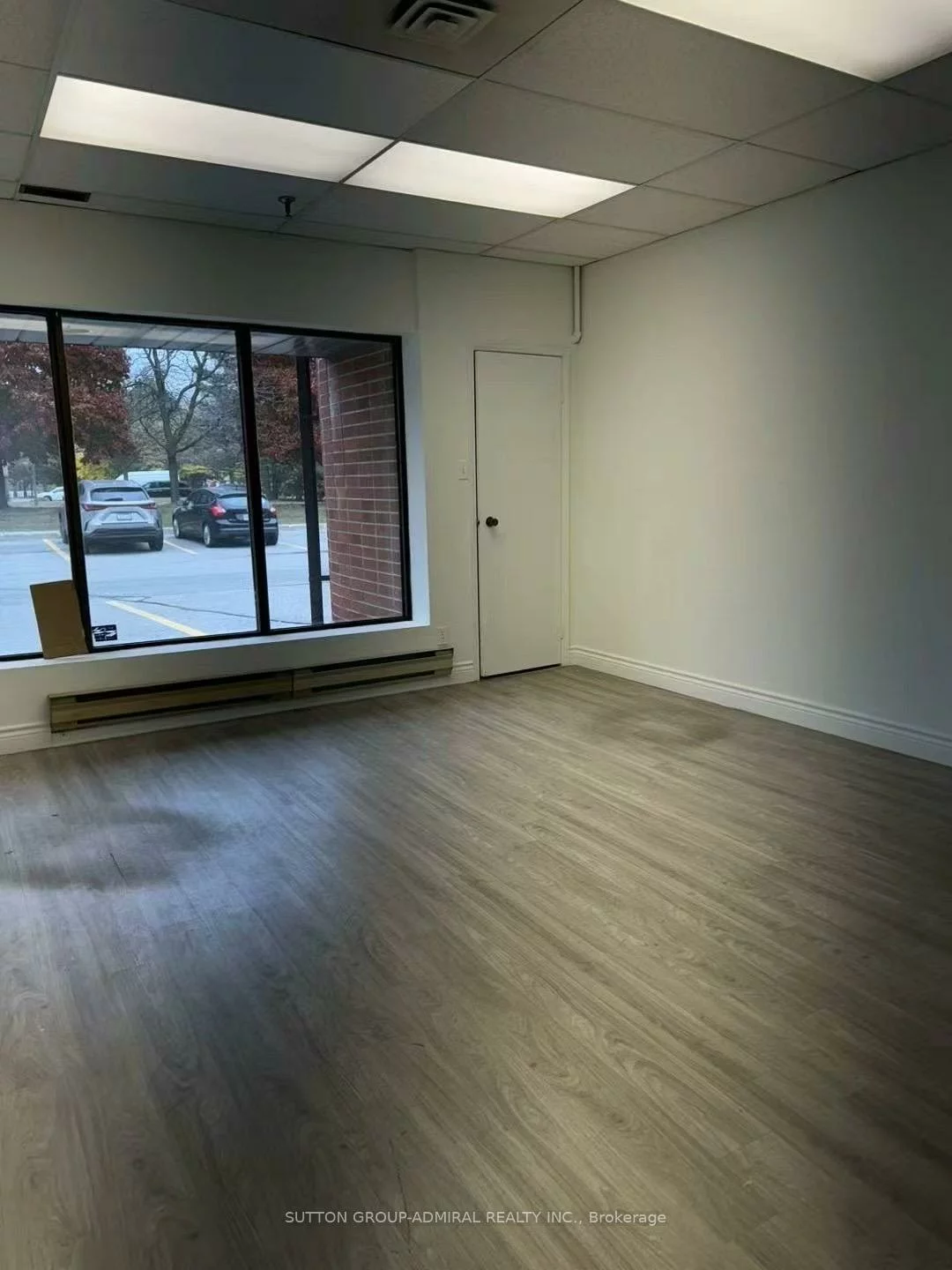 271, Amber, Milliken Mills West, Markham