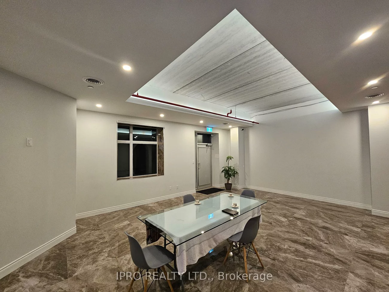 200, Cachet Woods, Cachet, Markham