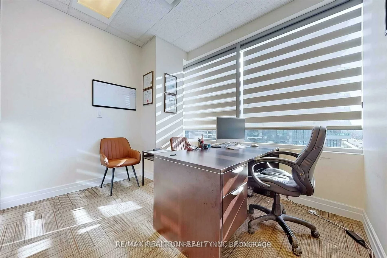 7191, Yonge, Thornhill, Markham