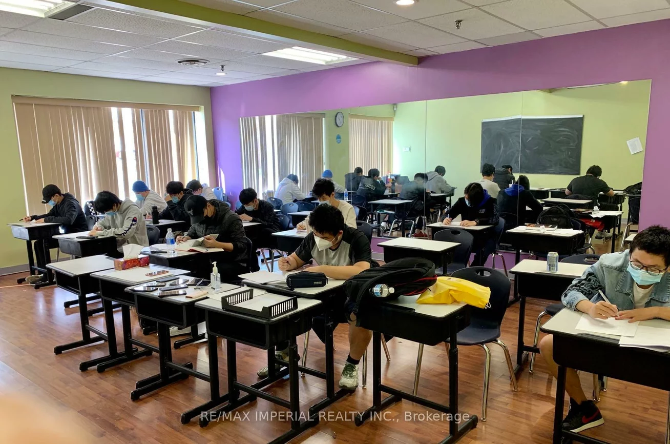 60, Riviera, Milliken Mills West, Markham