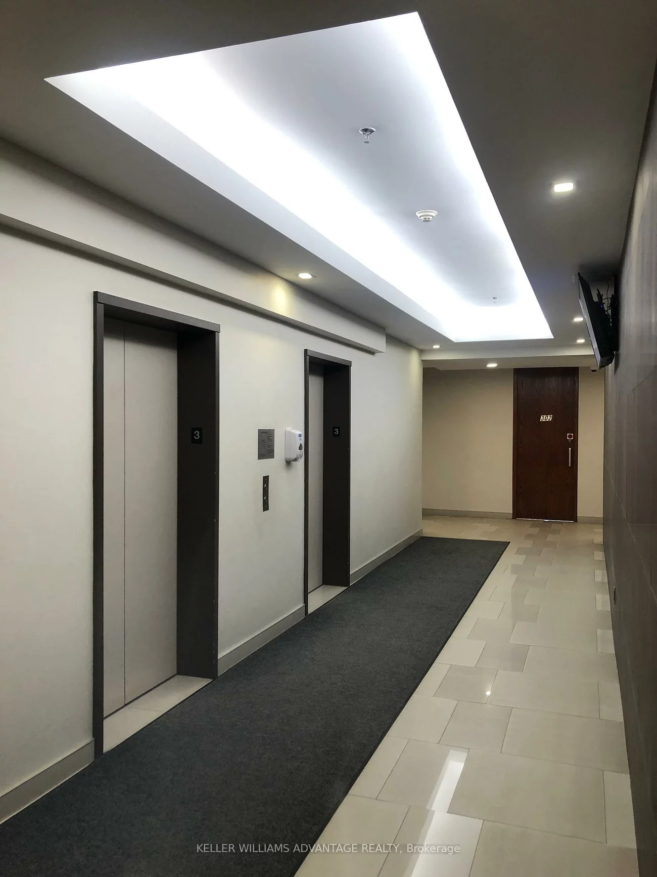 7368, Yonge, Thornhill, Markham