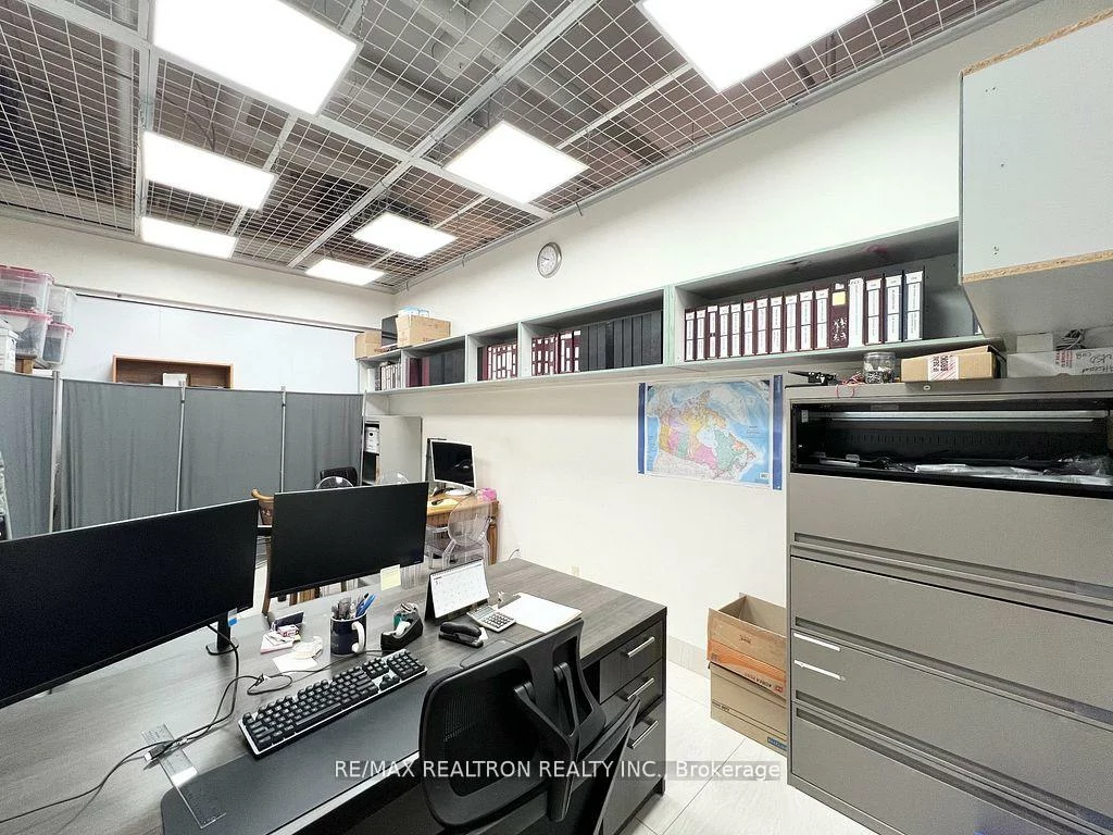 7181, Yonge, Grandview, Markham