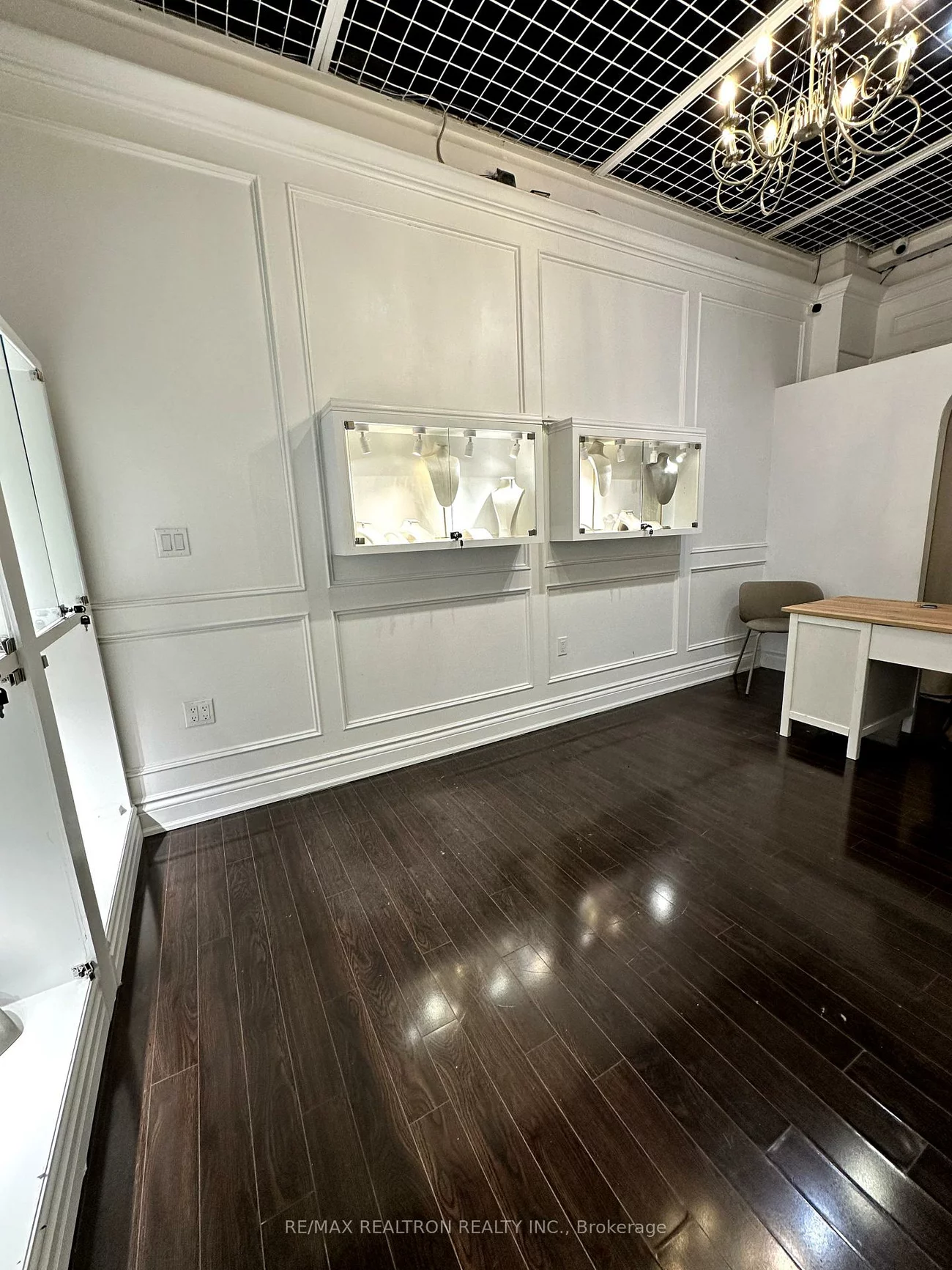 7181, Yonge, Grandview, Markham