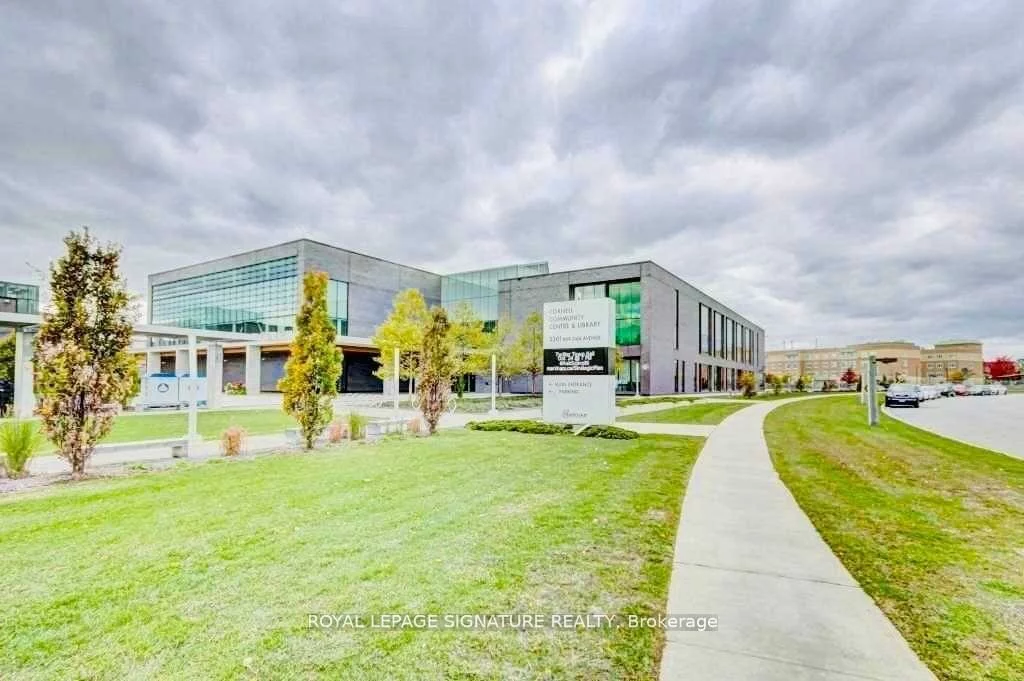 3330, Bur Oak, Cornell, Markham