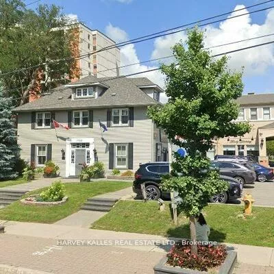 7787, Yonge, Thornhill, Markham