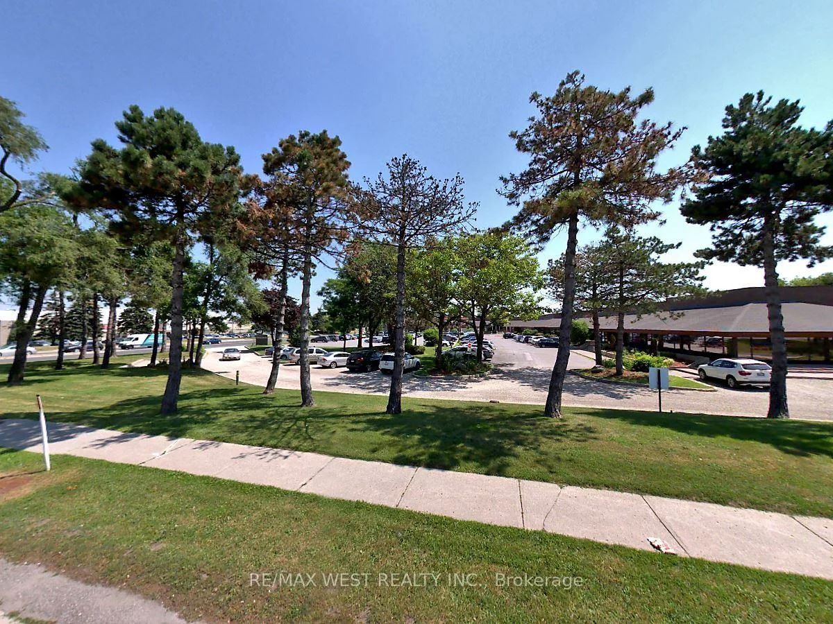 7225, Woodbine, Milliken Mills West, Markham