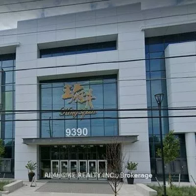 9390, Woodbine, Cachet, Markham