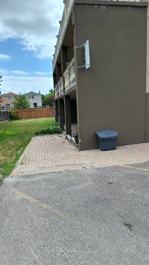 7475, Mccowan, Middlefield, Markham