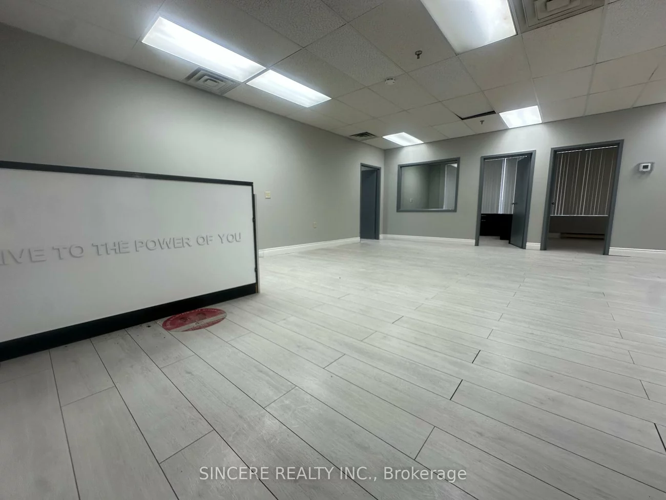 168, Konrad, Milliken Mills West, Markham