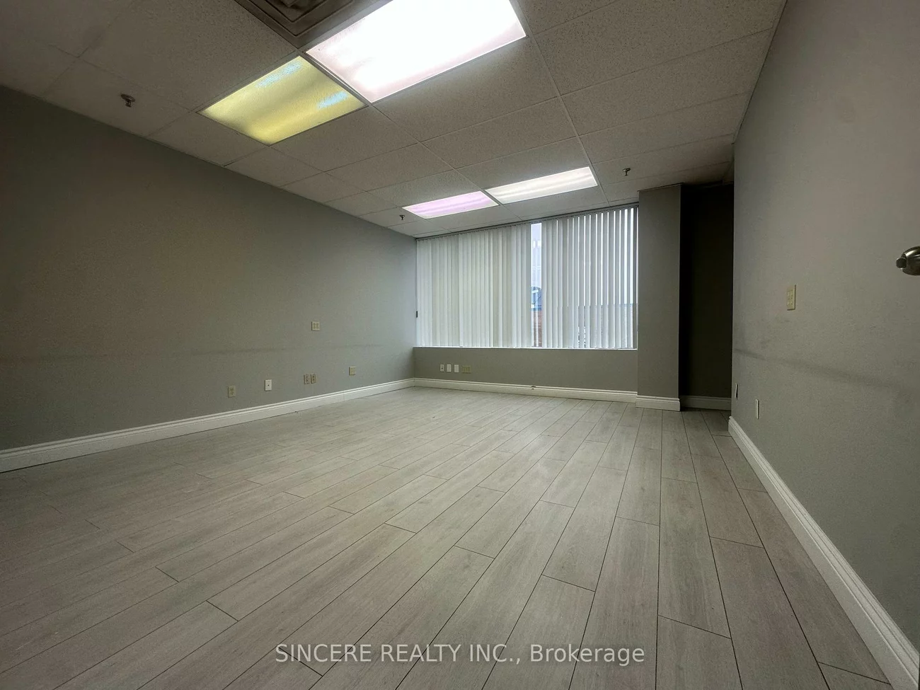 168, Konrad, Milliken Mills West, Markham