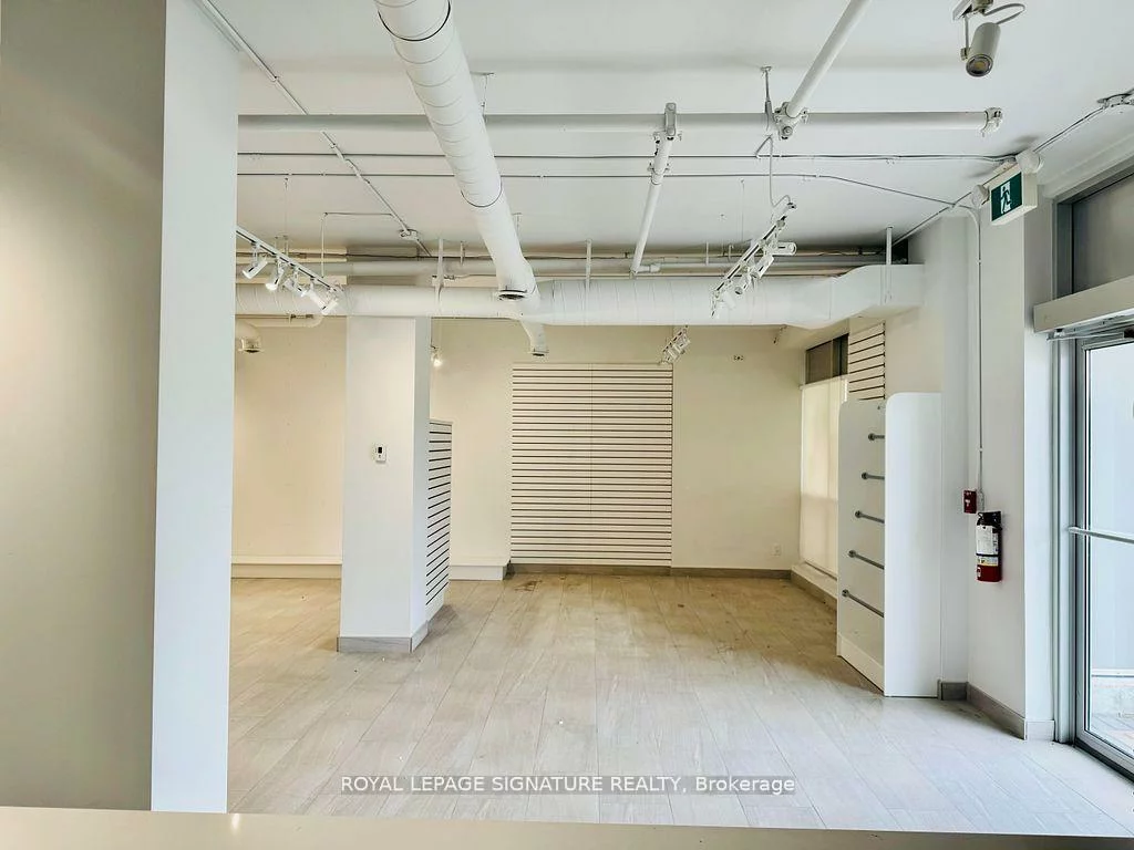 3330, Bur Oak, Cornell, Markham