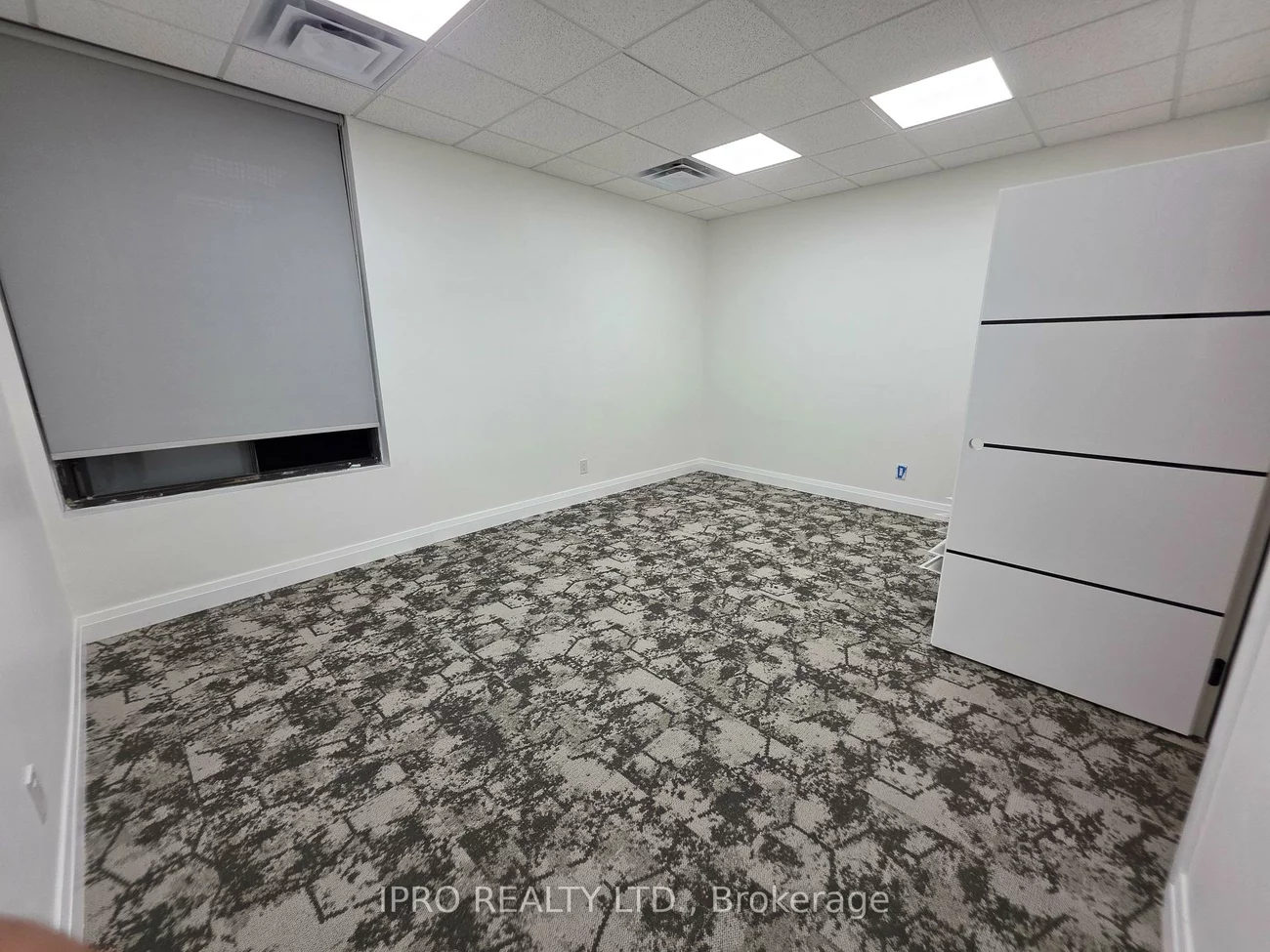 8119, Yonge, Royal Orchard, Markham