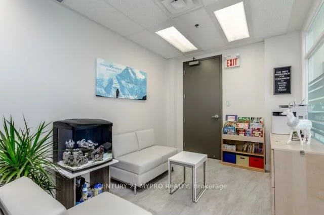 7130, Warden, Milliken Mills West, Markham