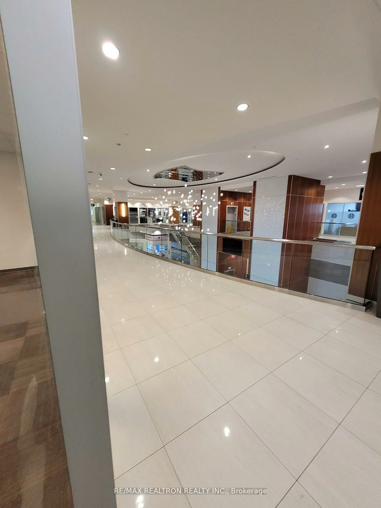 7163, Yonge, Thornhill, Markham