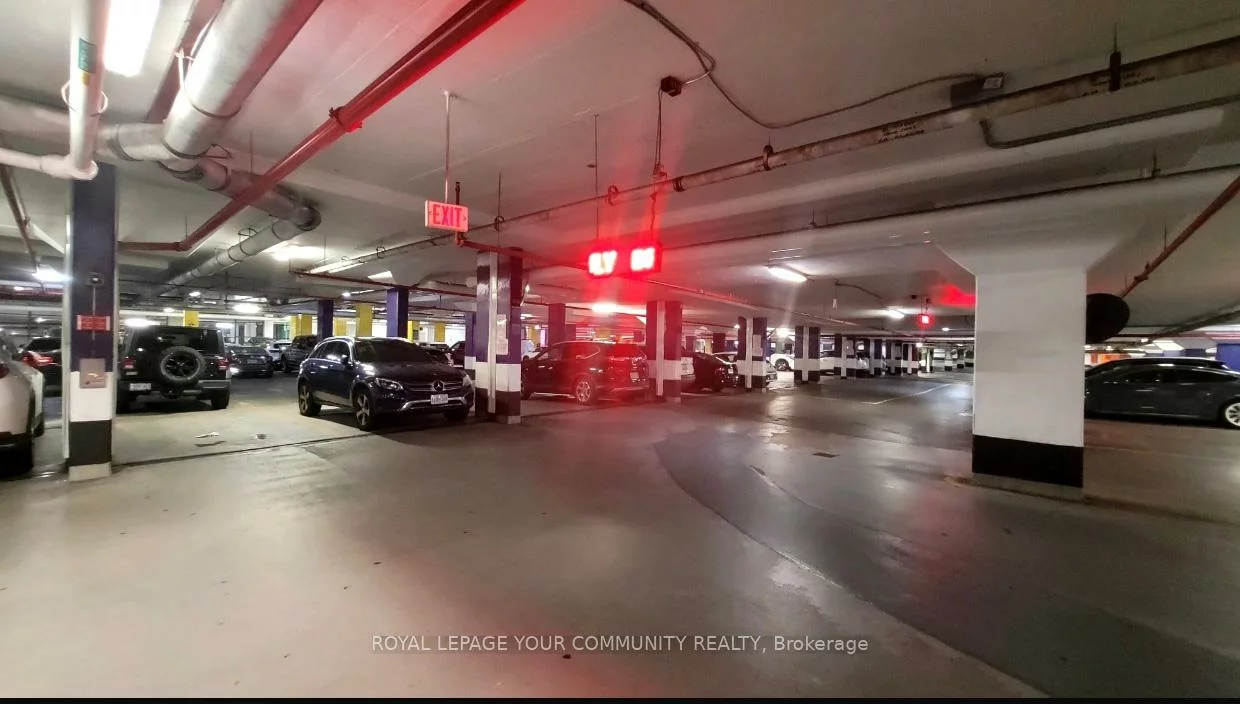 7181, Yonge, Grandview, Markham
