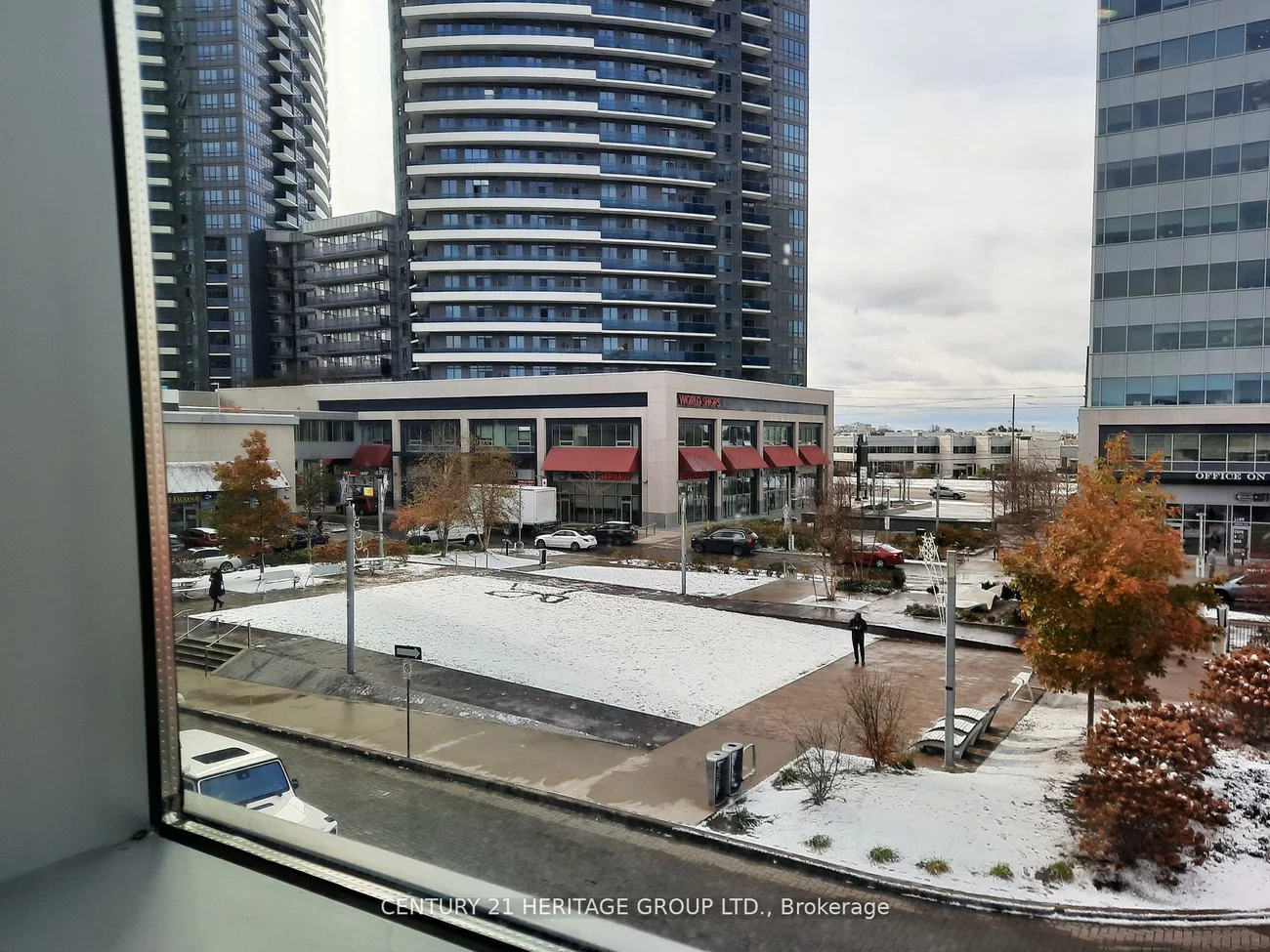 7181, Yonge, Thornhill, Markham