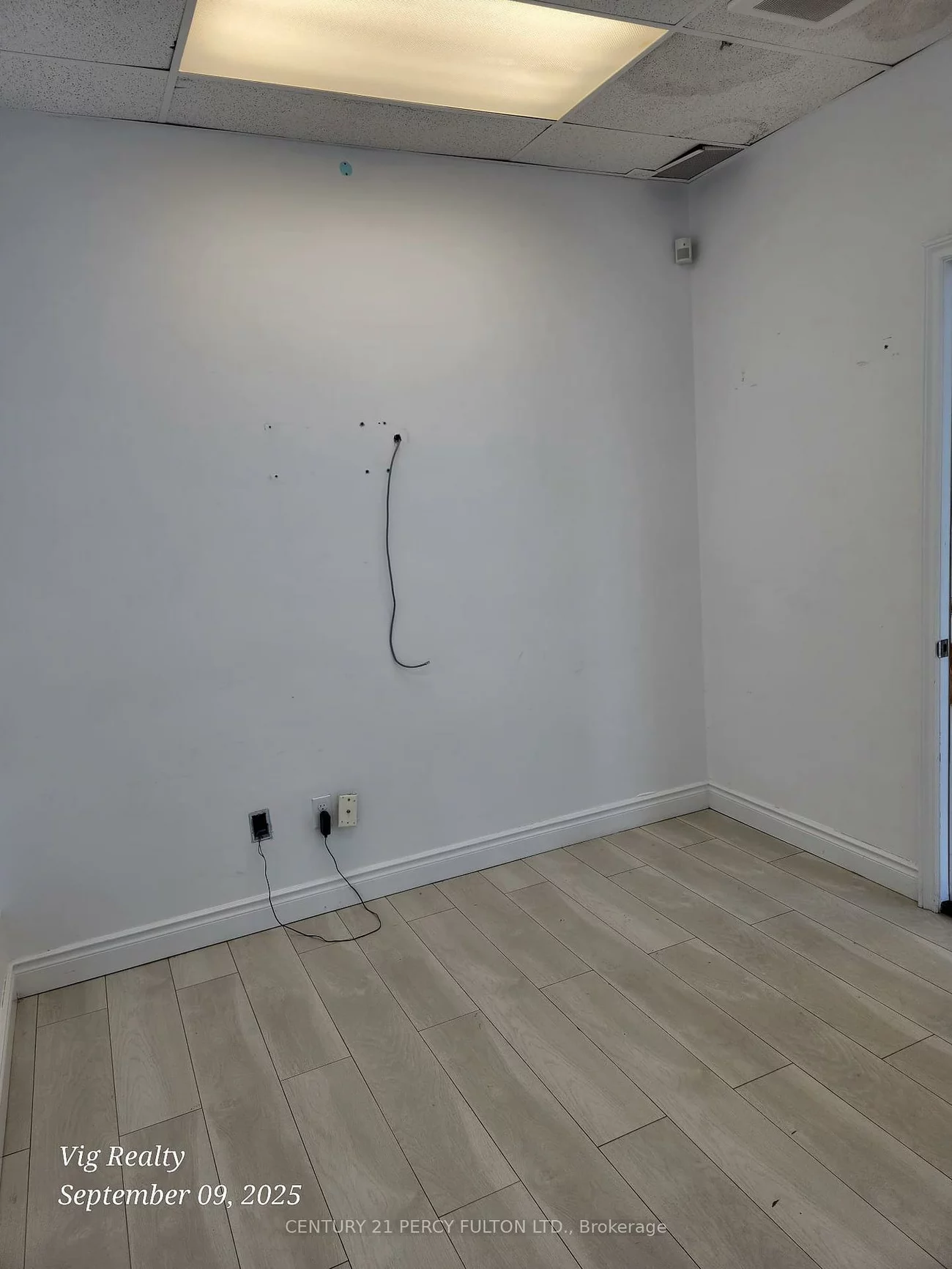 145, Royal Crest, Milliken Mills West, Markham