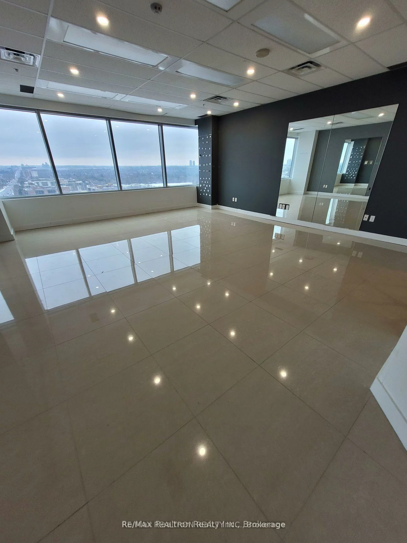 7191, Yonge, Thornhill, Markham