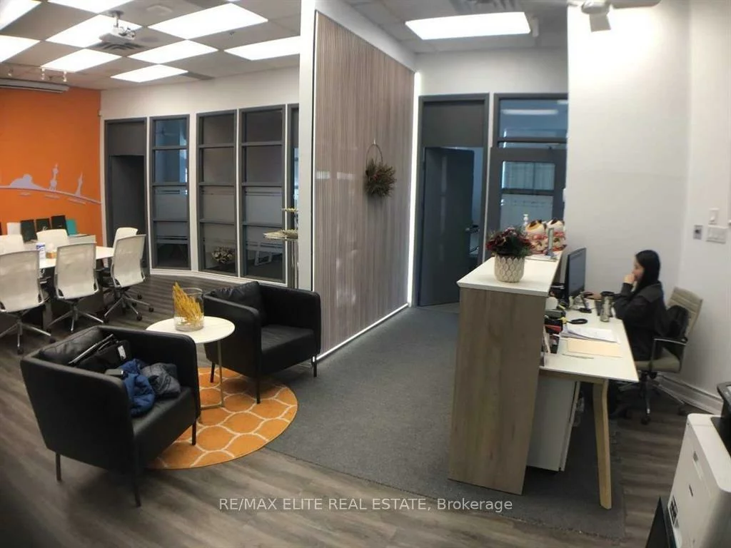 145, Royal Crest, Milliken Mills East, Markham