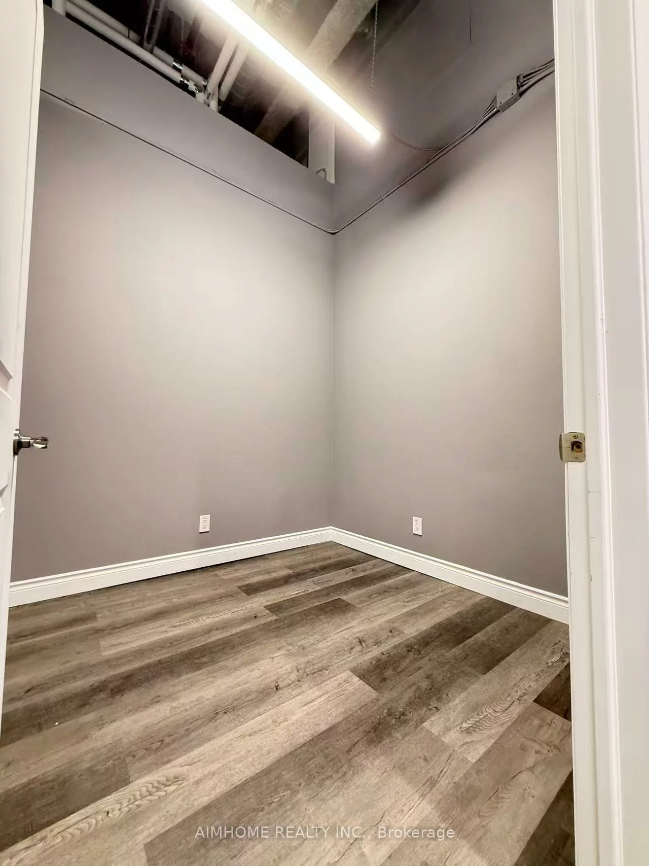 9390, WOODBINE, Cachet, Markham