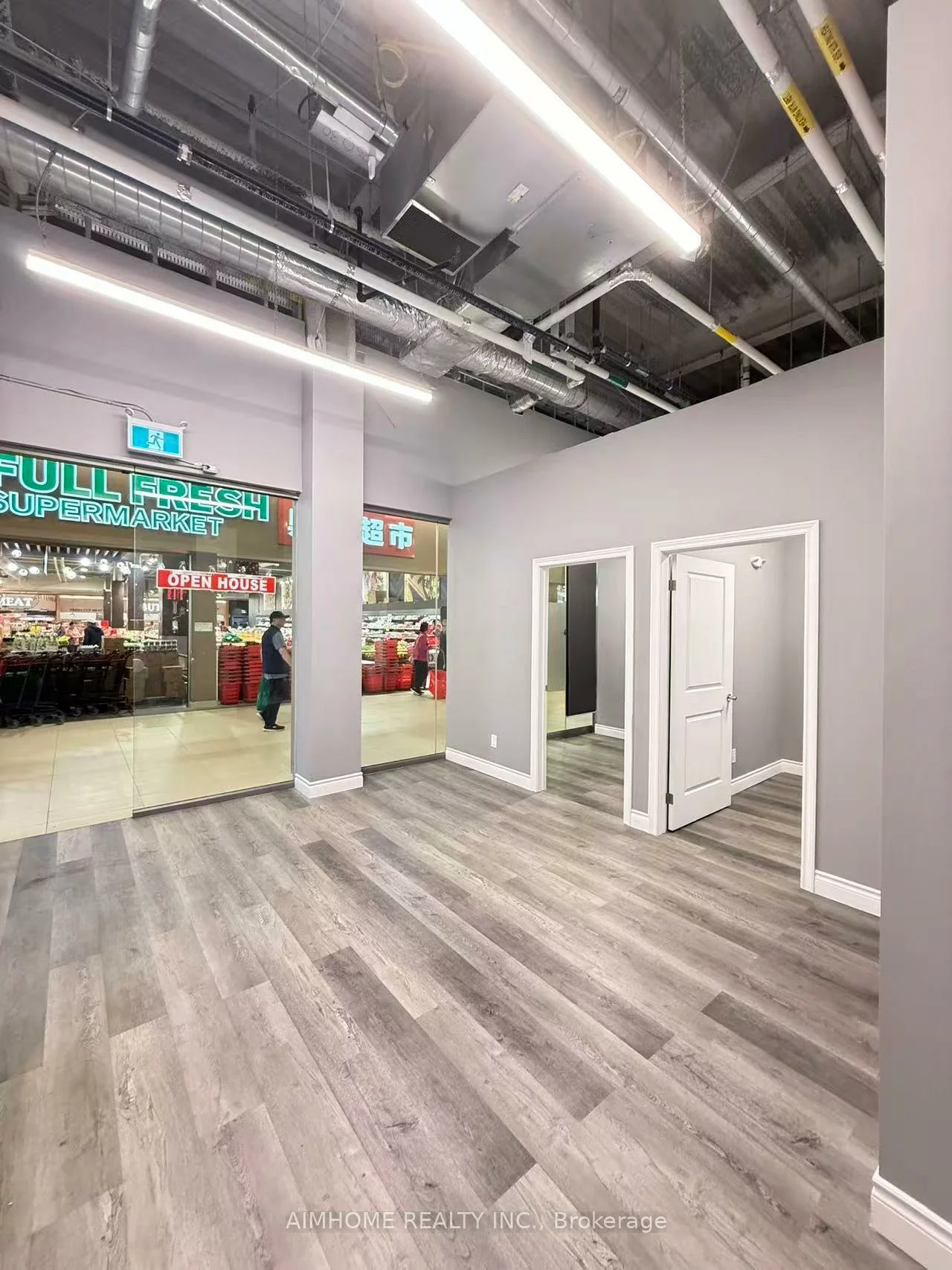 9390, WOODBINE, Cachet, Markham