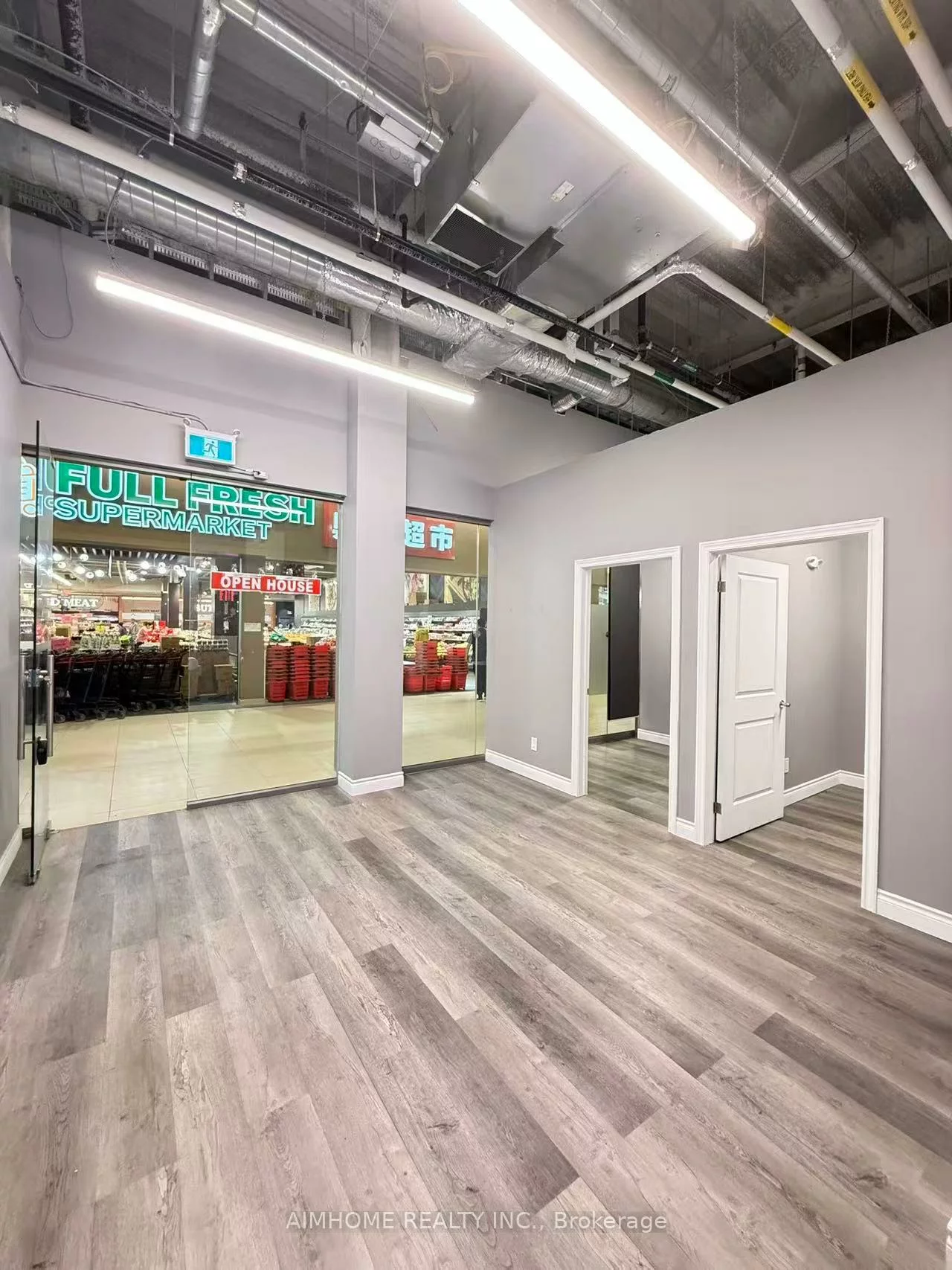 9390, WOODBINE, Cachet, Markham