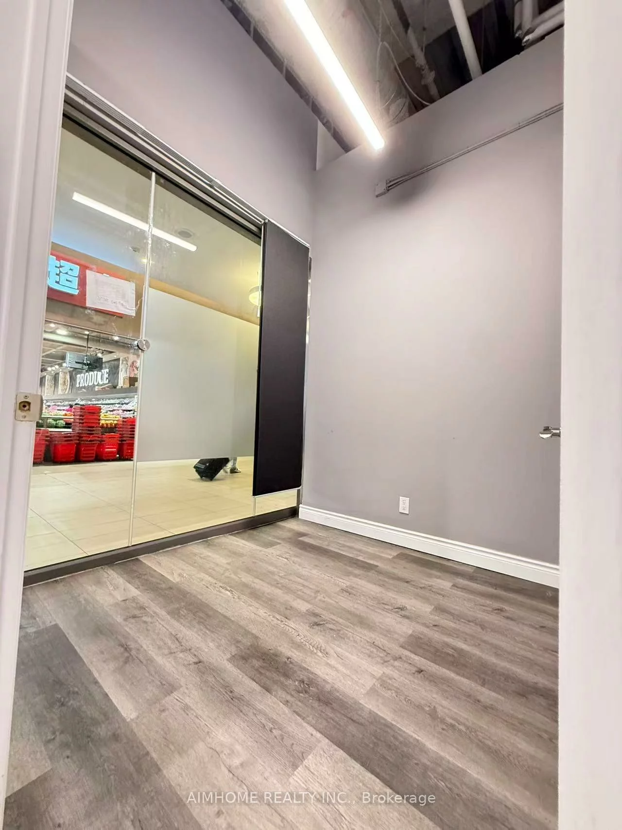 9390, WOODBINE, Cachet, Markham