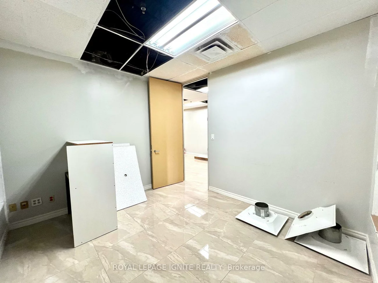 80, Travail, Middlefield, Markham